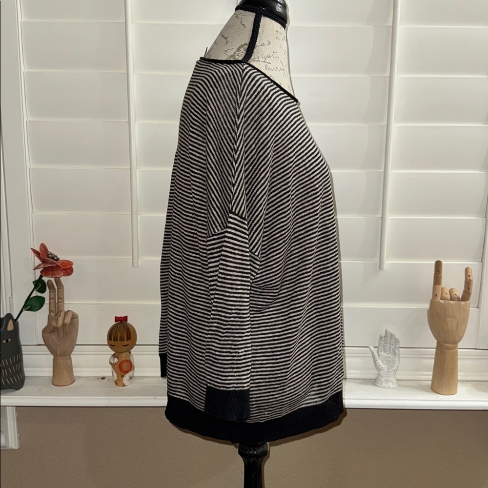 Eileen Fisher Black White Striped Linen Sweater - Picture 2 of 9